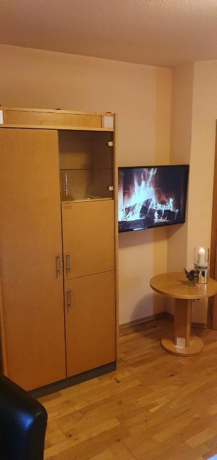 Ferienwohnung auf dem Eltenberg Exterior foto